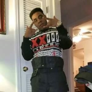 Meet your Posher, Dee